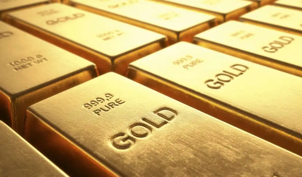 Stabilizacja ceny złota w okolicach 1900 USD