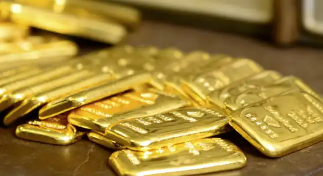 Polityka Fed i banki centralne wspierają cenę złota